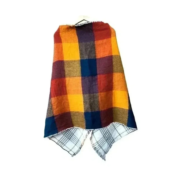 Grace & Lace Women's Multicolor Plaid Triangle Scarf with Button Closure - Picture 2 of 5